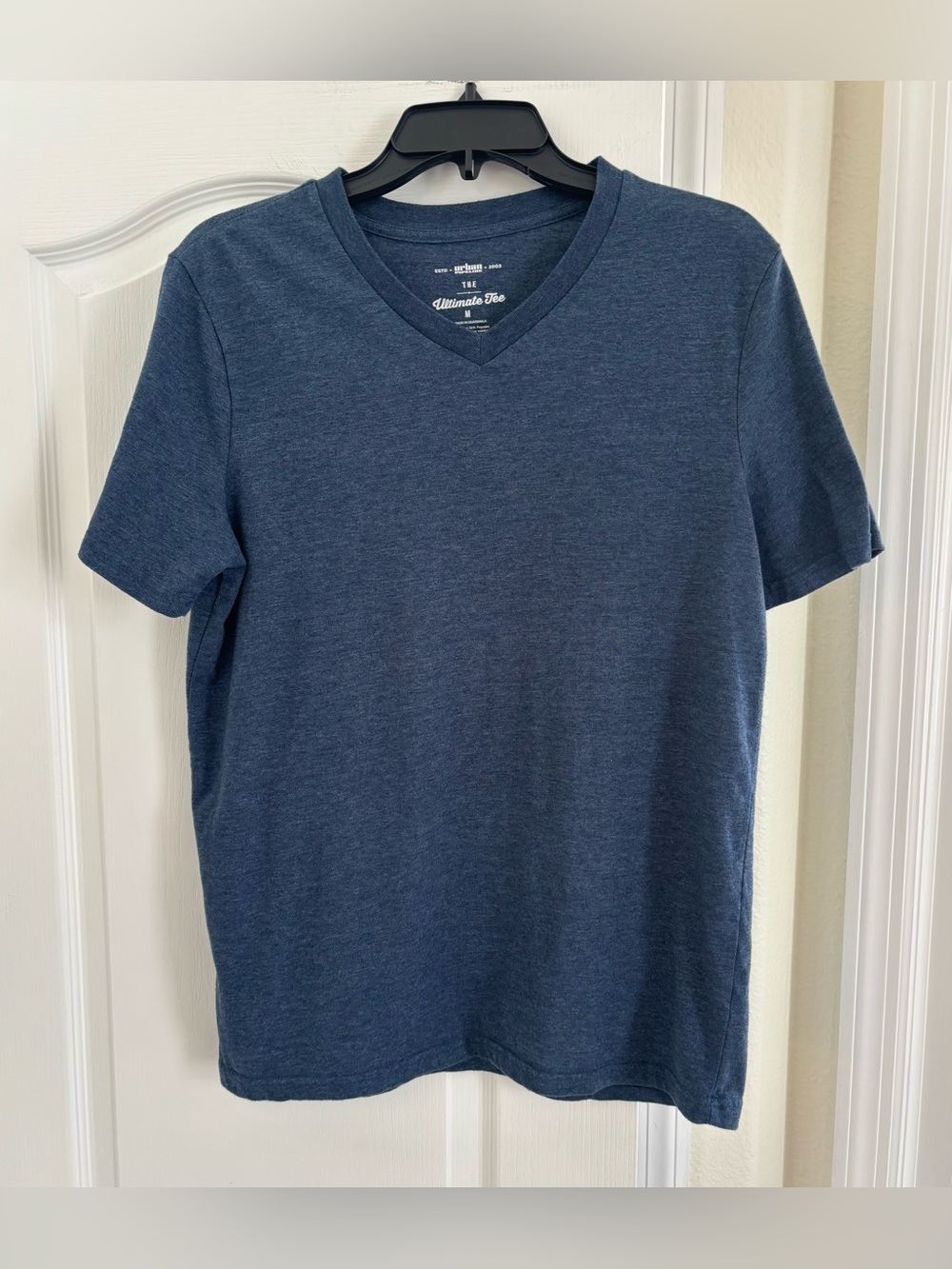 urban pipeline Men's V-Neck Tee in Heather Navy